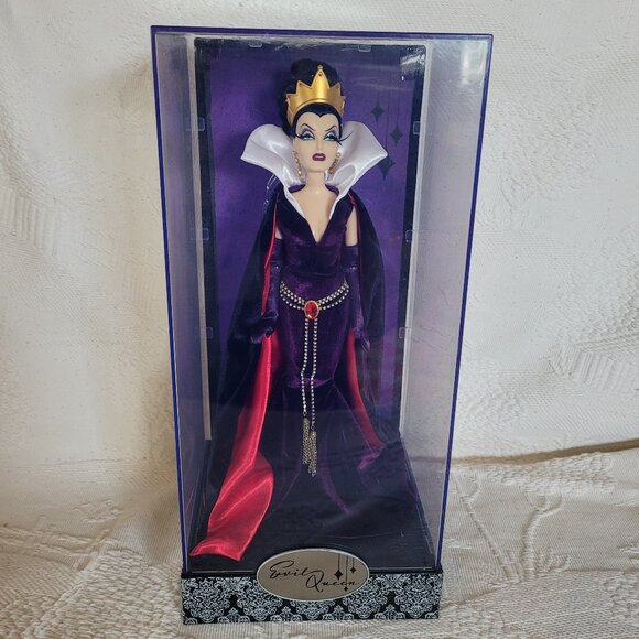 Disney Other - Disney Designer Villains The Evil Queen Limited Edition 2012